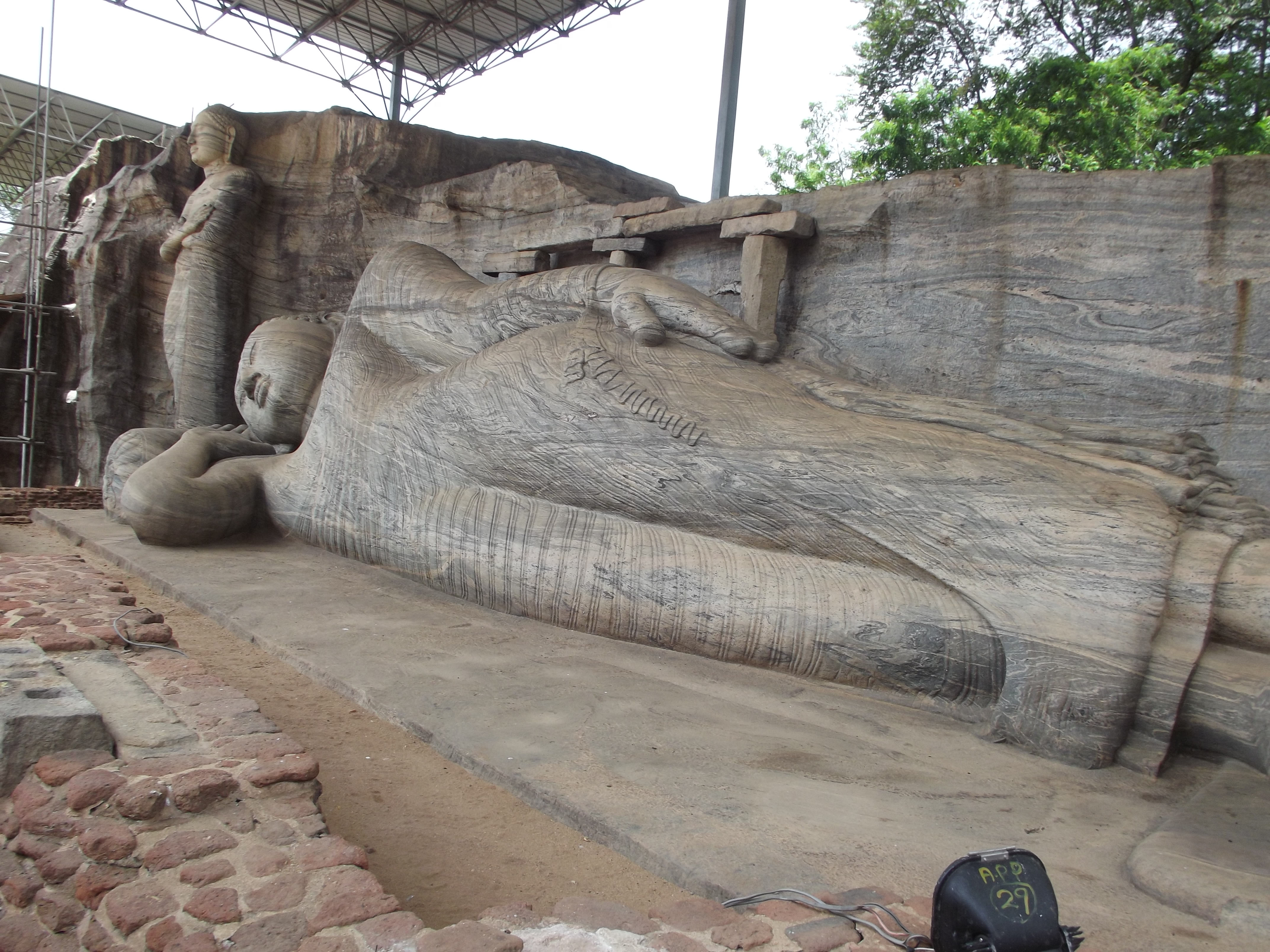 Polonnaruwa - Galwiharaya