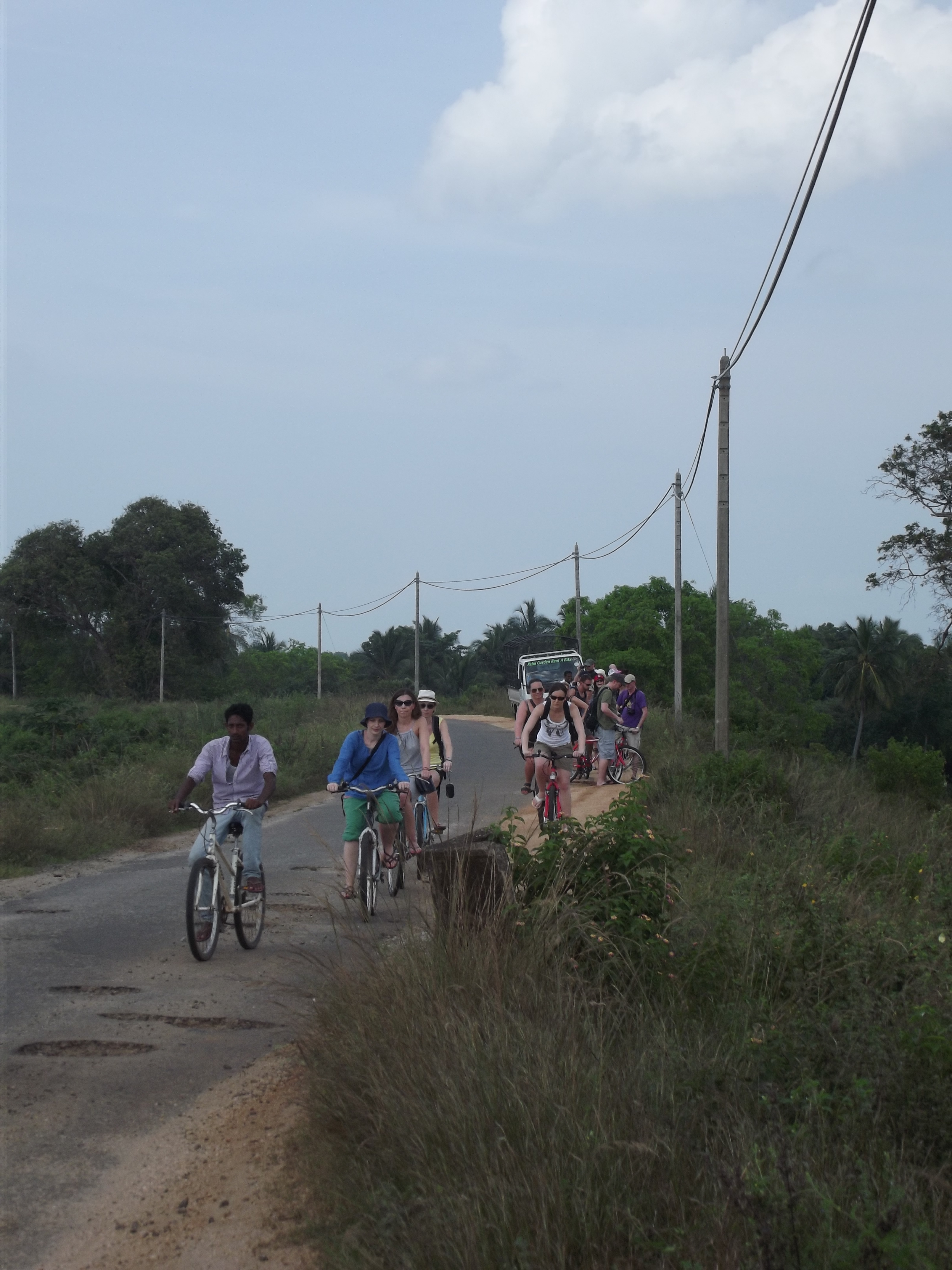 Polonnaruwa - On the Road again